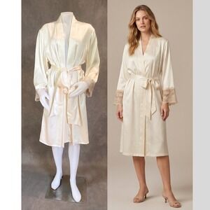 Julianna Rae Silk Robe Ivory Cream Lace Sleeve L/XL Loungewear Bridal Luxury EUC
